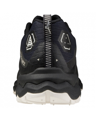 Mizuno Wave Daichi 6 GTX.