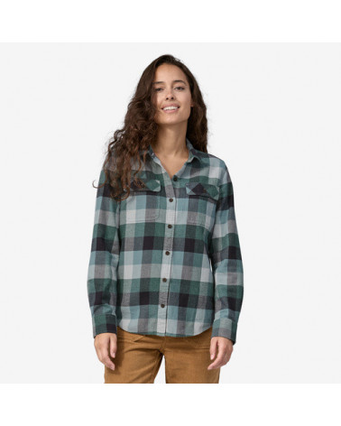 Patagonia W's Long-Sleeved Organic Cotton MW Fjord Flannel Shirt.