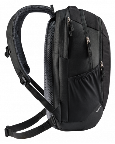 Deuter Giga 28L.