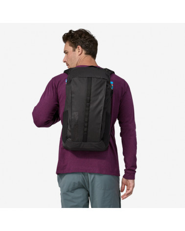 Patagonia Black Hole Pack 25L.